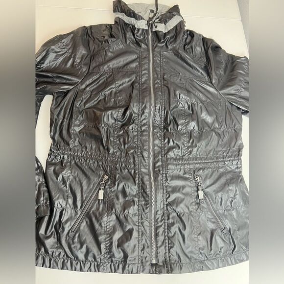 Bonita Stronger as One Jacket Black Foil size 46EU/XL US NWOT Windbreaker - Picture 4 of 13